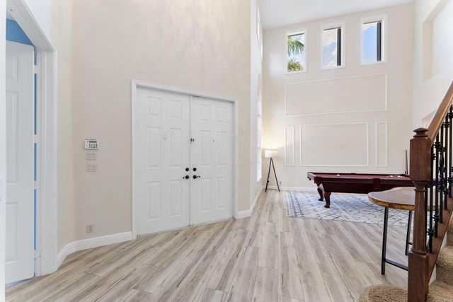 6104 Walnut Hill Drive, Lake Worth, FL 33467