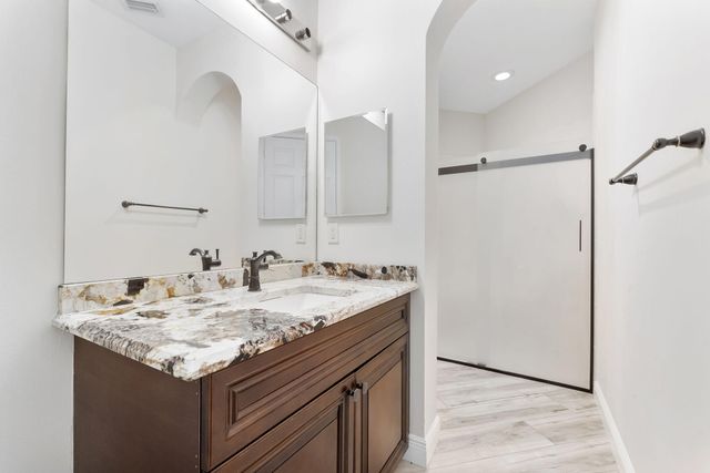 6104 Walnut Hill Drive, Lake Worth, FL 33467