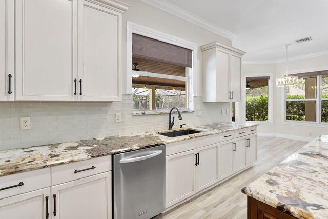 6104 Walnut Hill Drive, Lake Worth, FL 33467