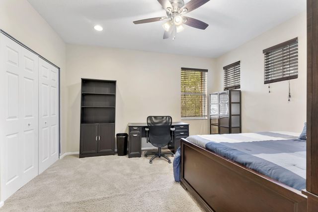 6104 Walnut Hill Drive, Lake Worth, FL 33467