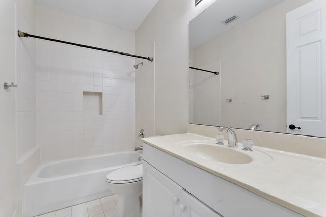 6104 Walnut Hill Drive, Lake Worth, FL 33467