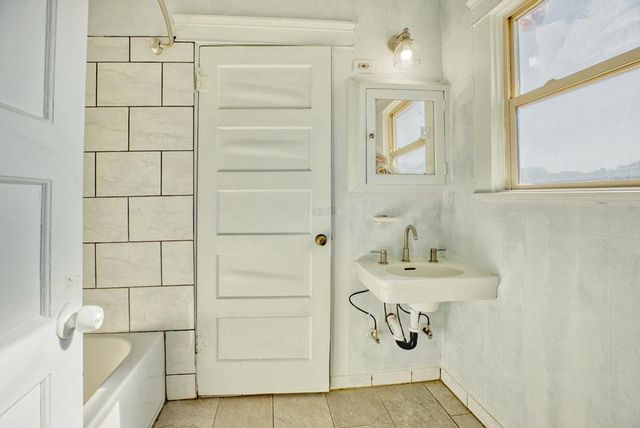 120 San Miguel Canyon Road, Royal Oaks, CA 95076