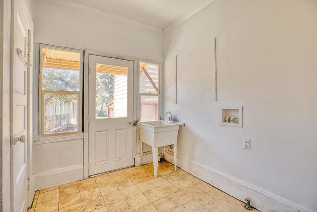 120 San Miguel Canyon Road, Royal Oaks, CA 95076