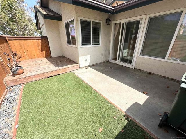 2035 Shadytree Ln, Encinitas, CA 92024