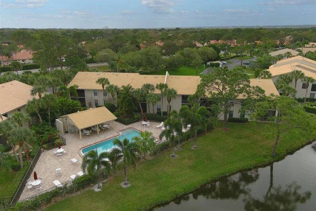 4644 WEYBRIDGE 10, Sarasota, FL 34235