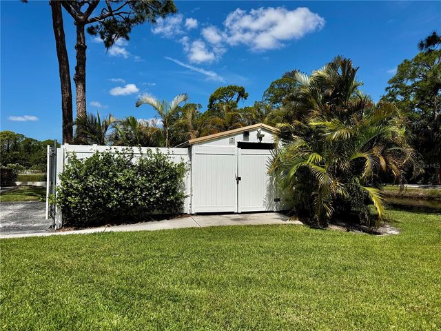 4644 WEYBRIDGE 10, Sarasota, FL 34235