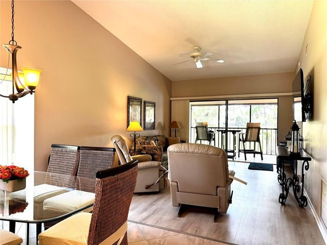 4644 WEYBRIDGE 10, Sarasota, FL 34235