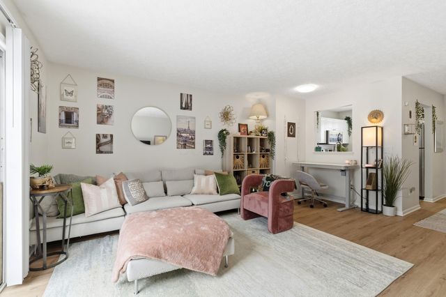 1639 Holland Drive, Hilliard, OH 43026