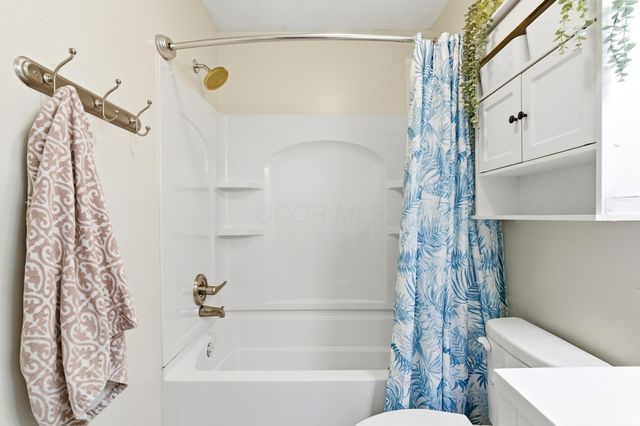 1639 Holland Drive, Hilliard, OH 43026