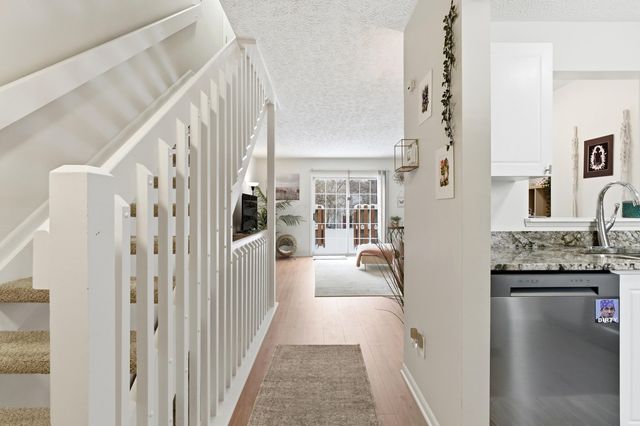 1639 Holland Drive, Hilliard, OH 43026