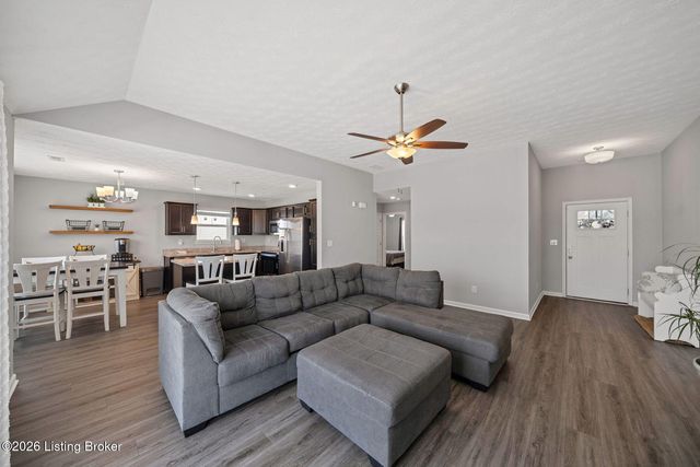 11421 Pebble Trace, Louisville, KY 40229