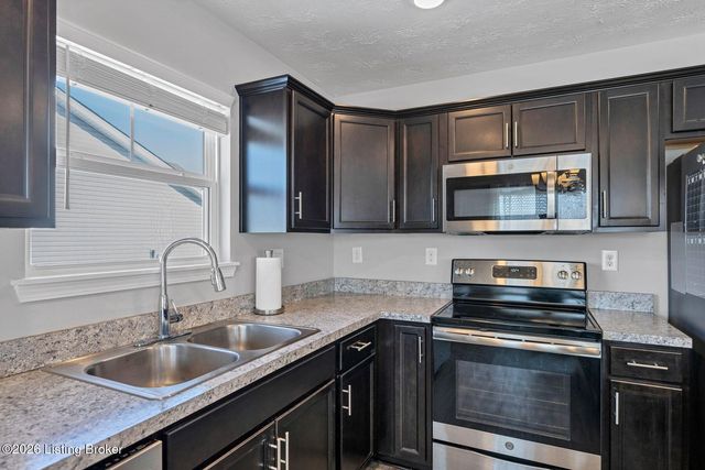 11421 Pebble Trace, Louisville, KY 40229