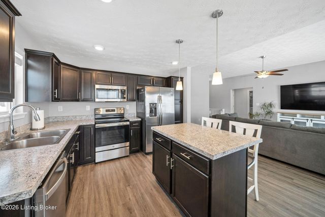 11421 Pebble Trace, Louisville, KY 40229