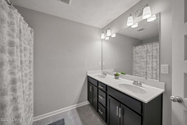 11421 Pebble Trace, Louisville, KY 40229