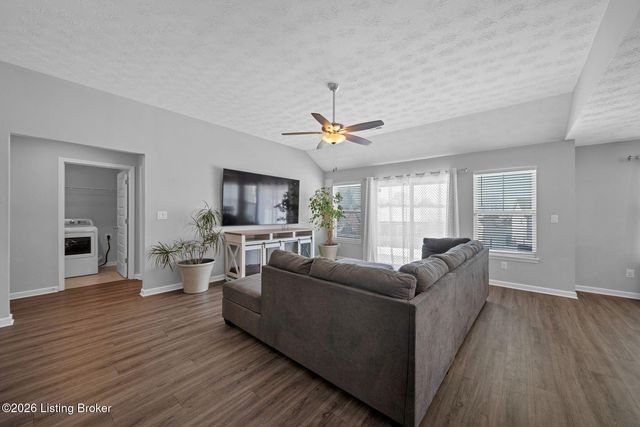 11421 Pebble Trace, Louisville, KY 40229