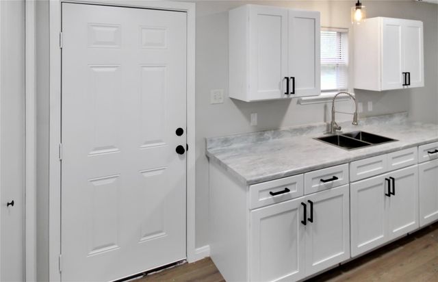 13 Hill Lane, Coldspring, TX 77331