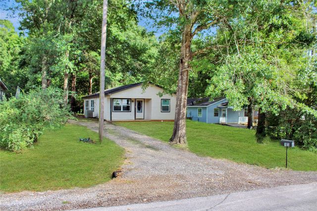 13 Hill Lane, Coldspring, TX 77331