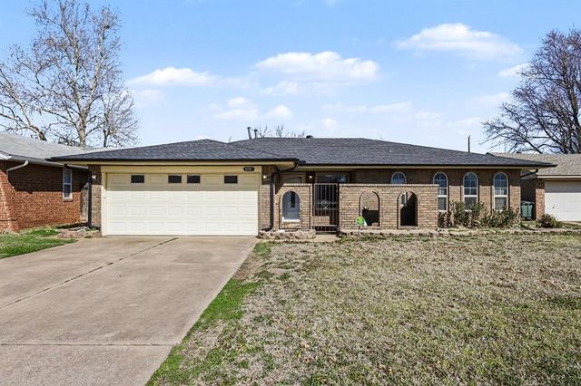 4721 Newport Drive, Del City, OK 73115