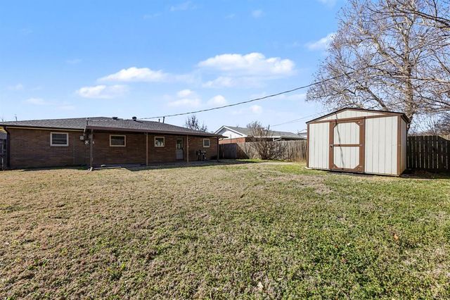 4721 Newport Drive, Del City, OK 73115
