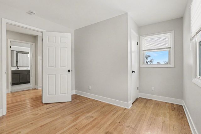 1038 59th Street SE, Kentwood, MI 49508