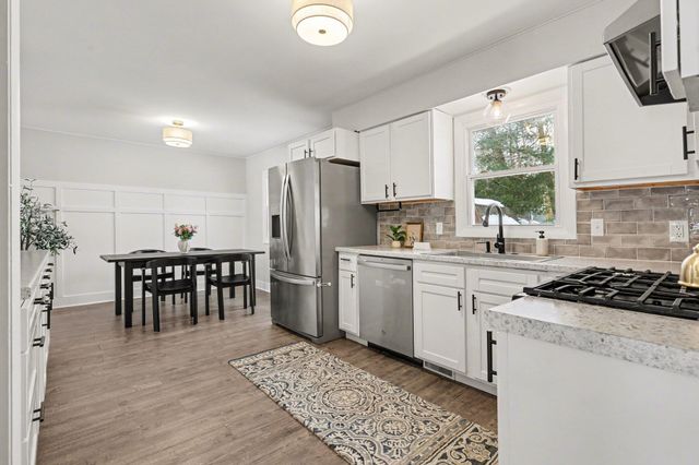 1038 59th Street SE, Kentwood, MI 49508