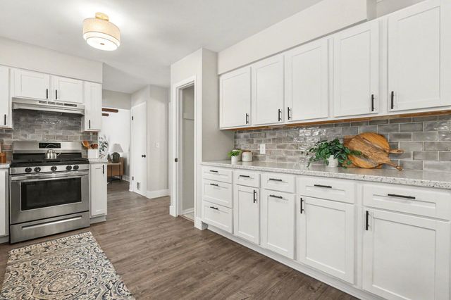 1038 59th Street SE, Kentwood, MI 49508