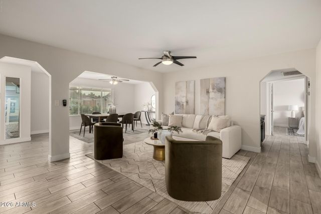 1025 W KEATING Avenue, Mesa, AZ 85210