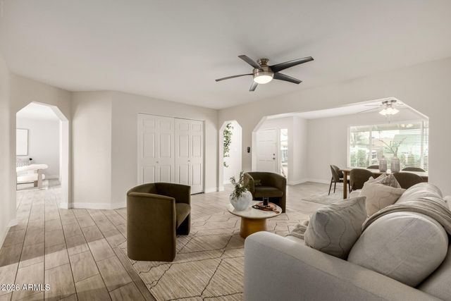 1025 W KEATING Avenue, Mesa, AZ 85210