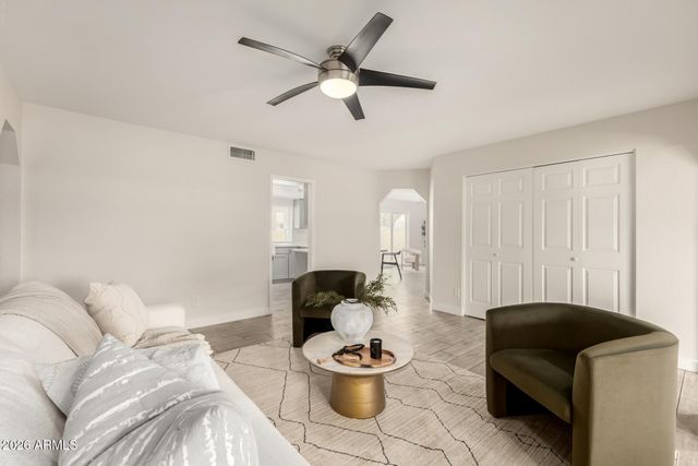 1025 W KEATING Avenue, Mesa, AZ 85210