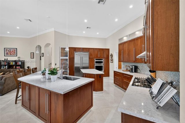 8920 SW 162nd Terrace, Palmetto Bay, FL 33157