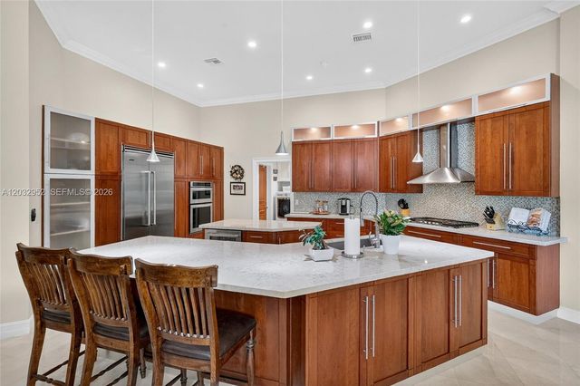 8920 SW 162nd Terrace, Palmetto Bay, FL 33157