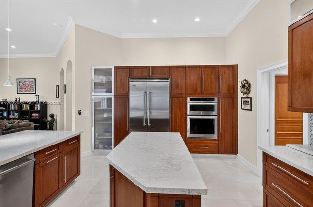 8920 SW 162nd Terrace, Palmetto Bay, FL 33157