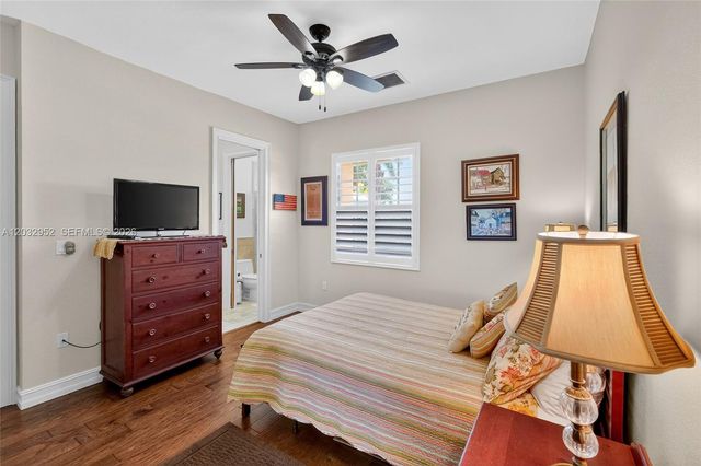 8920 SW 162nd Terrace, Palmetto Bay, FL 33157
