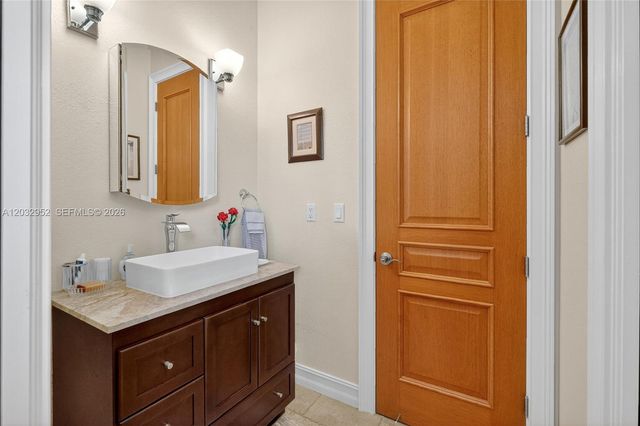 8920 SW 162nd Terrace, Palmetto Bay, FL 33157