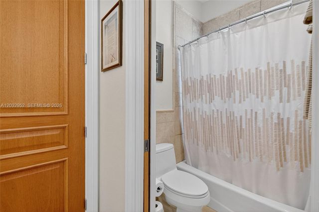 8920 SW 162nd Terrace, Palmetto Bay, FL 33157