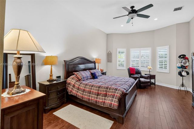 8920 SW 162nd Terrace, Palmetto Bay, FL 33157