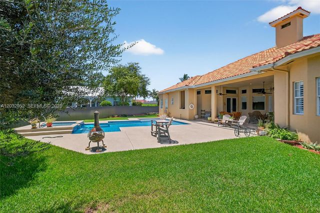 8920 SW 162nd Terrace, Palmetto Bay, FL 33157