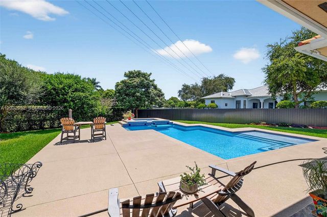 8920 SW 162nd Terrace, Palmetto Bay, FL 33157