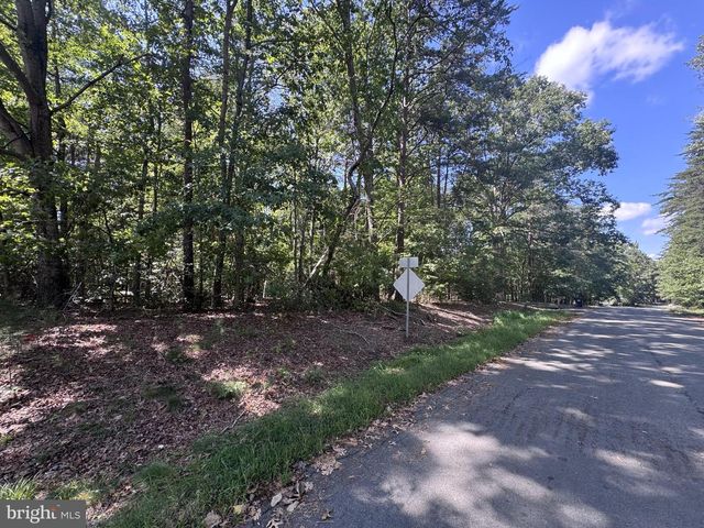 LOT 3 LAKESHORE LN, Mineral, VA 23117