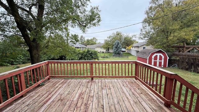 2264 Roach St, Salina, KS 67401