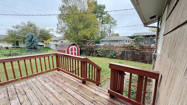 2264 Roach St, Salina, KS 67401