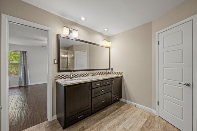 4820 Marblehead DR, Austin, TX 78727