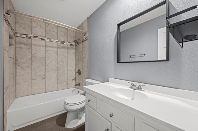 4820 Marblehead DR, Austin, TX 78727