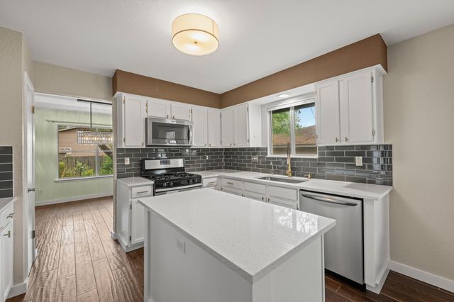 4820 Marblehead DR, Austin, TX 78727