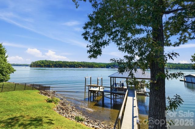 5426 Baker Lane, Lake Wylie, SC 29710