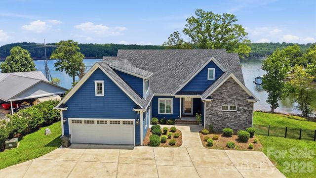 5426 Baker Lane, Lake Wylie, SC 29710