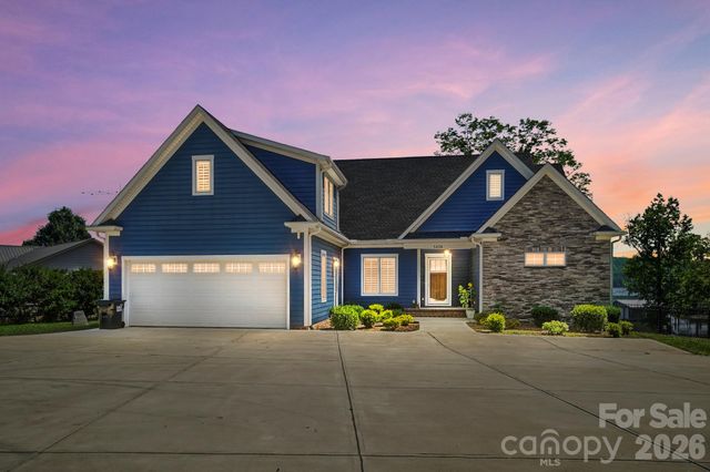 5426 Baker Lane, Lake Wylie, SC 29710