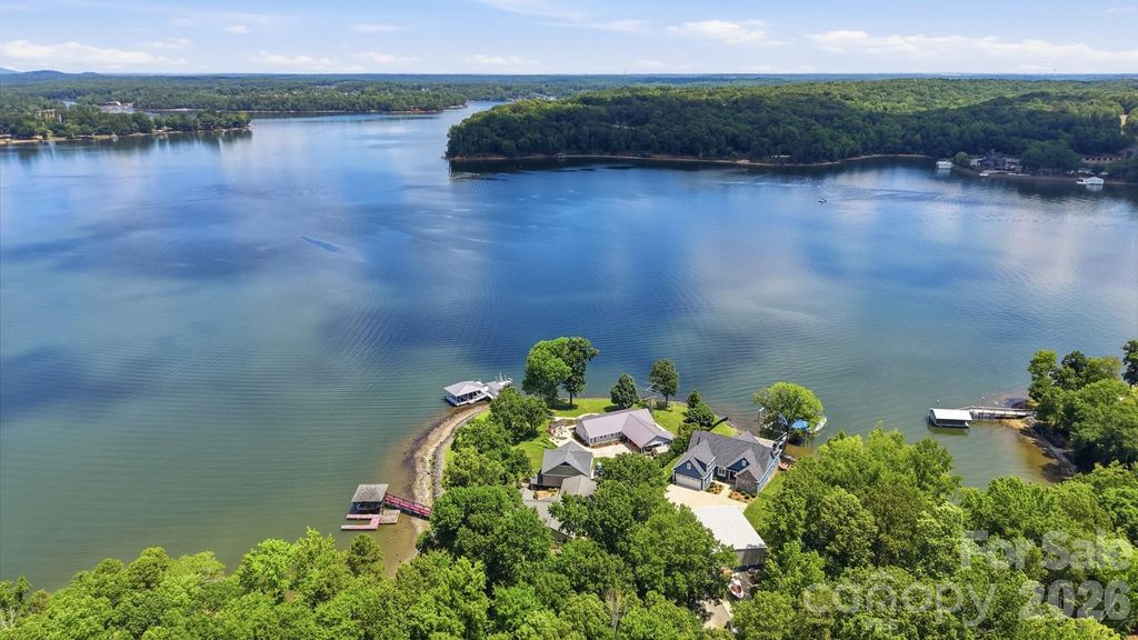 5426 Baker Lane, Lake Wylie, SC 29710