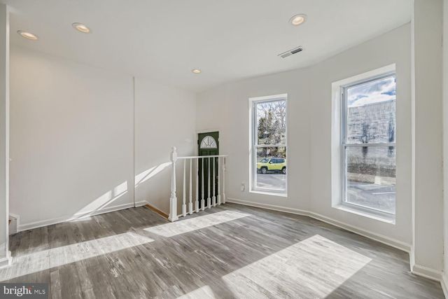 1006 E 20TH ST, Baltimore, MD 21218