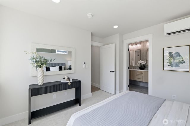1407 29th Avenue, Seattle, WA 98122